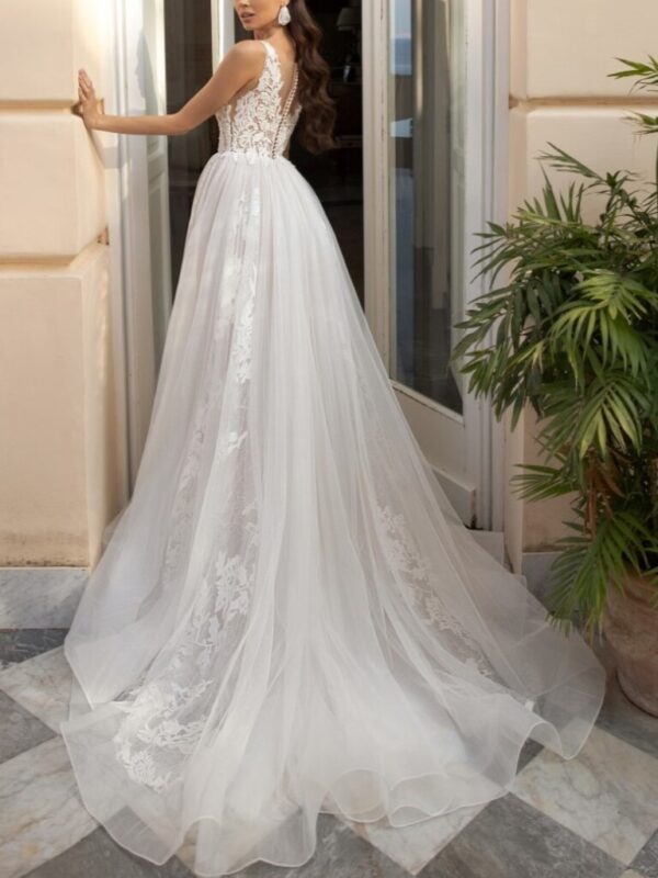 BEAUTIFUL - Imagen 2