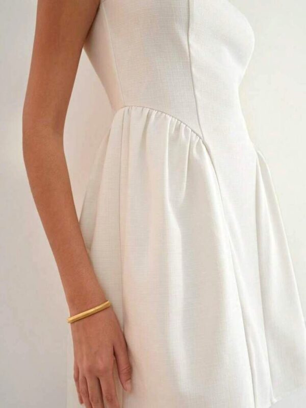 CHLOE - Imagen 3