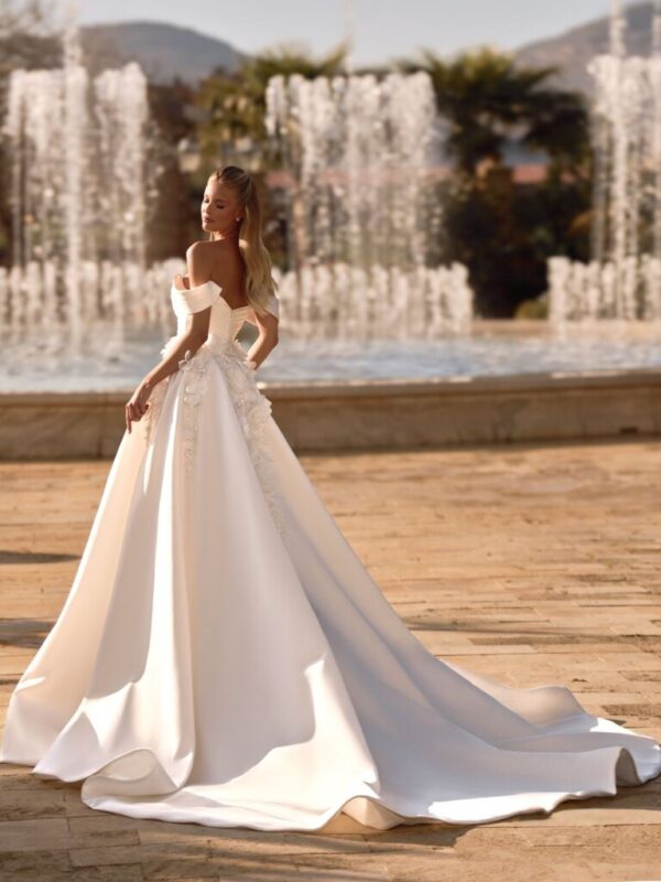 PEMBERLEY - Imagen 4